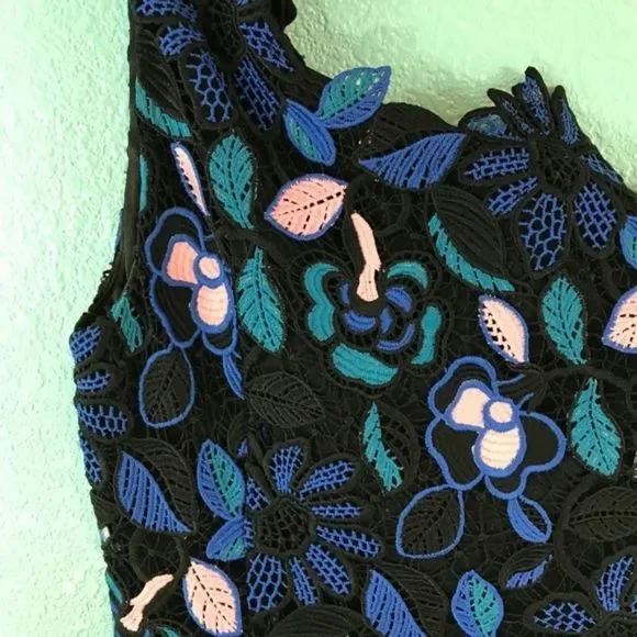 Floral Lace One Shoulder Asymmetric Hem Midi Dress‎ - Picture 6 of 8